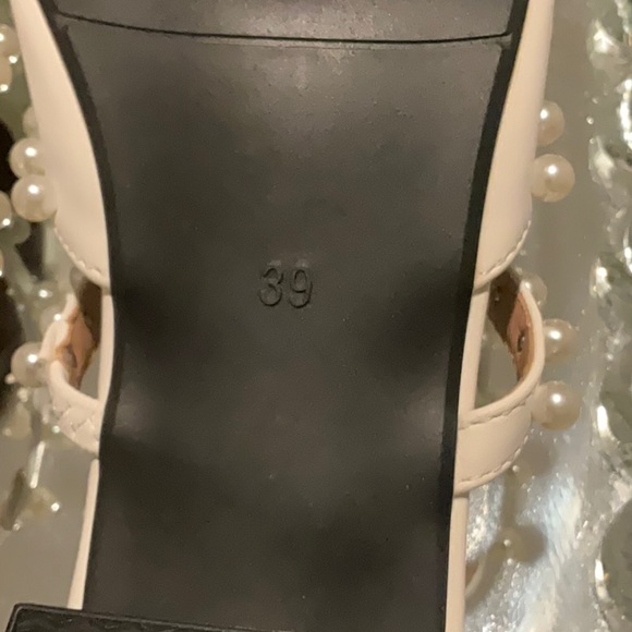 *HOST PICK* NWOT Faux Pearl Mule Pumps - Size 8.5 (European Size 39) - Picture 4 of 14